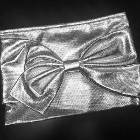 Kate Spade Statement Bow Clutch - Picture 1 of 2